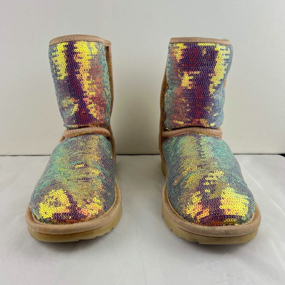 GUC UGG's Classic Short Sequin Iridescent Pink Gold Winter Boots Womens Size 6